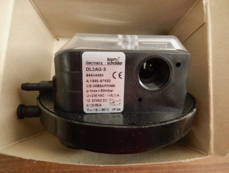 Neuer Krom Schröder Luftdruckschalter DL3AG-3 / 84444450